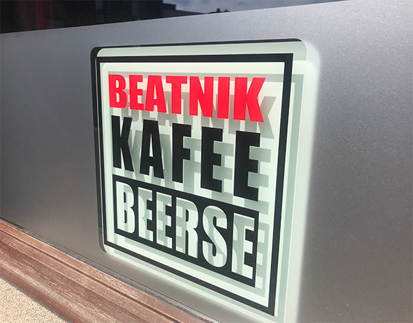gevelreclame aluminium sandwichpaneel